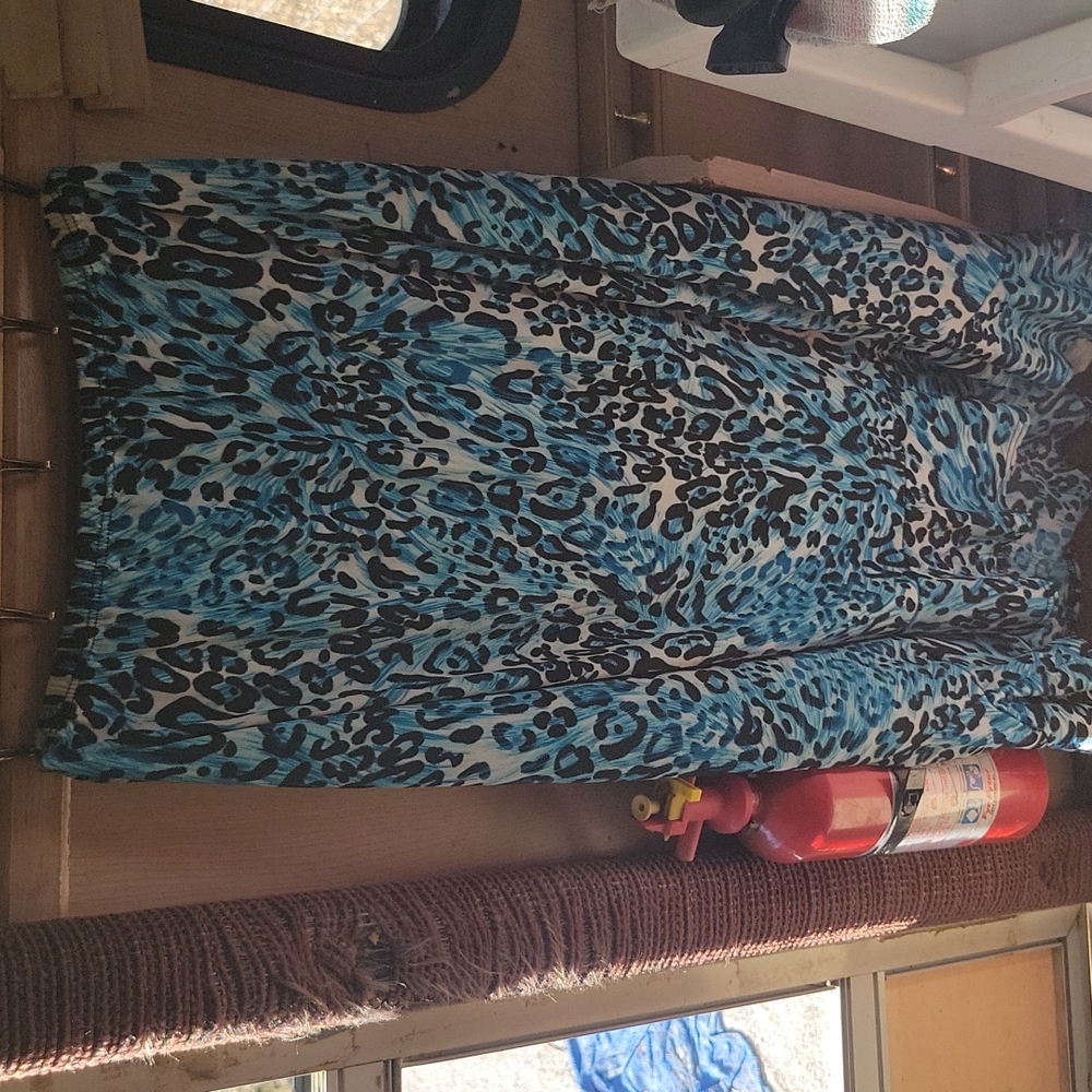 Blue leopard print skirt